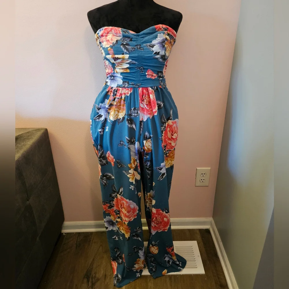 Band Of Gypsies Wide Leg Jumpsuit 🌷 Size Medium - Picture 1 of 6